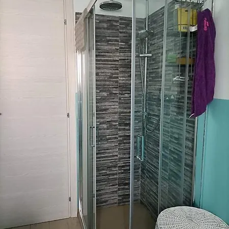 Camera In Bilocale Con Bagno In Comune Torre Pellice